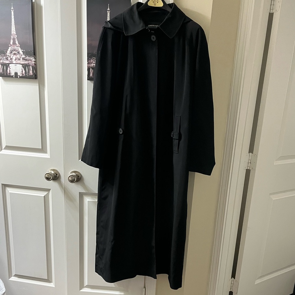 Women’s London Fog maxi size 14 black trench coat